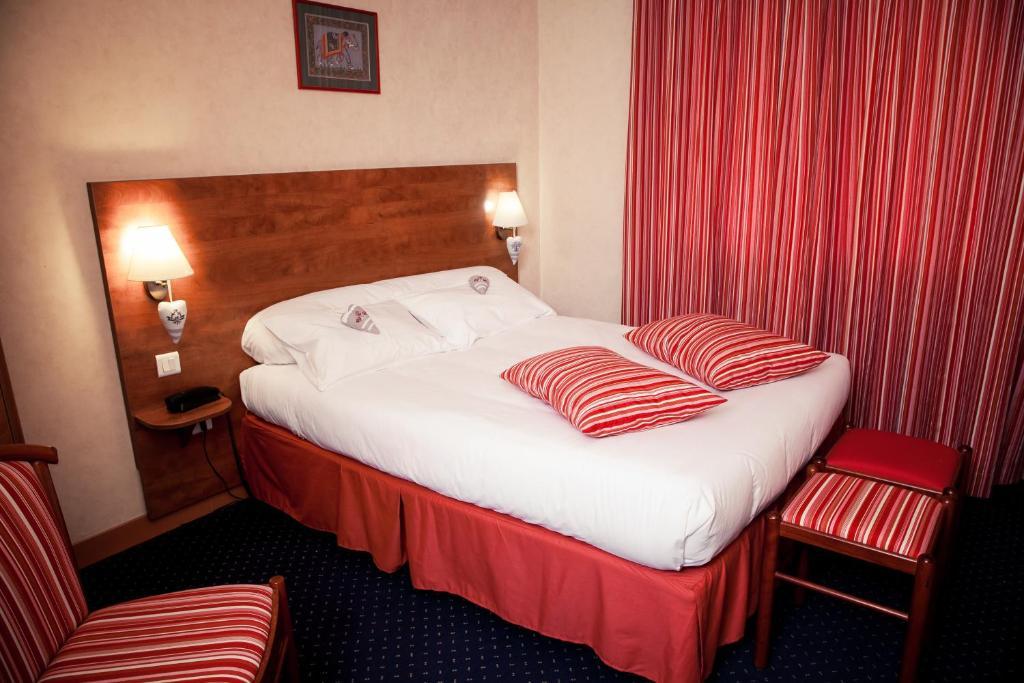 Au Feu De Bois Otel Amou Oda fotoğraf